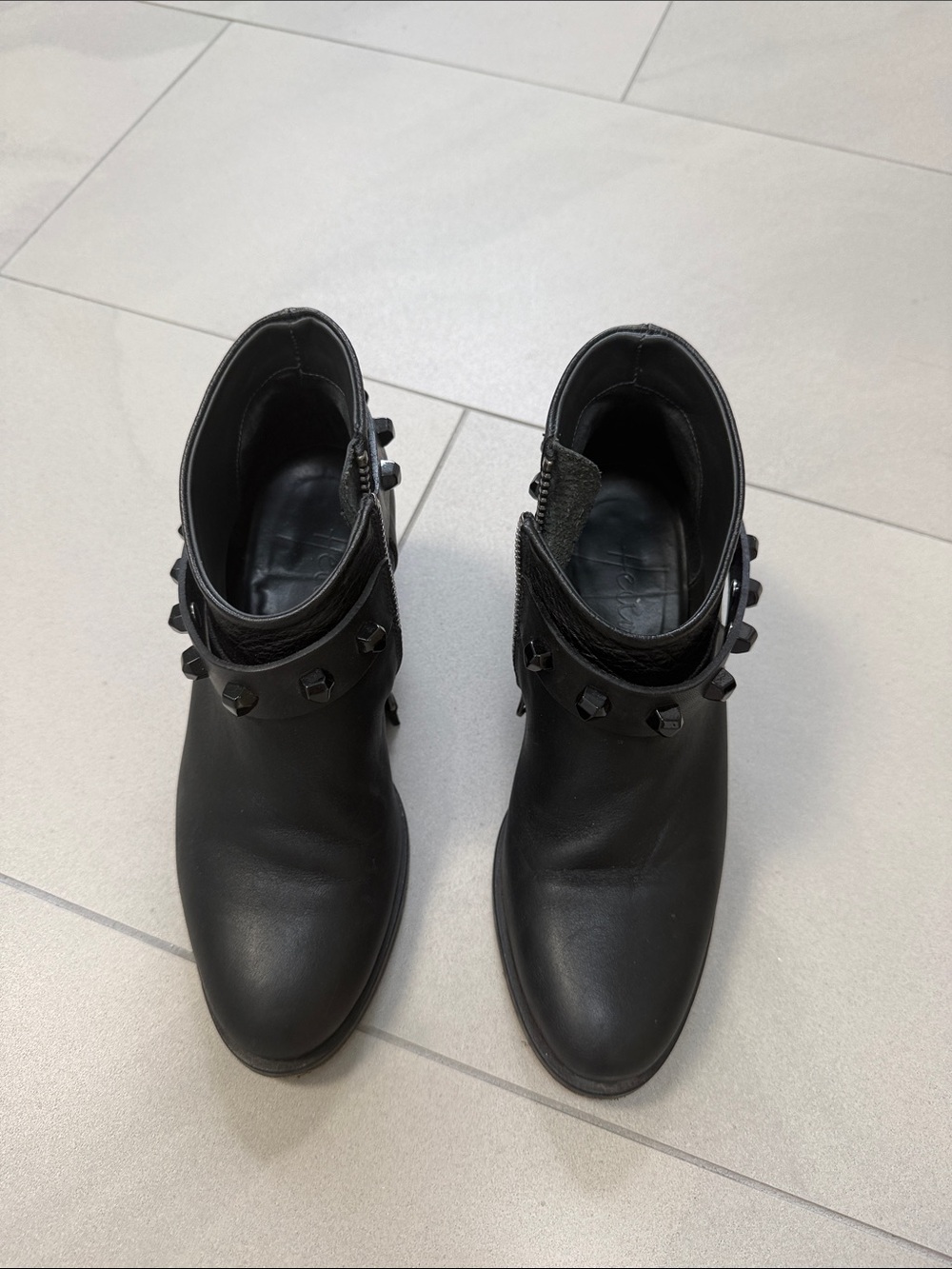Henry beguilin Stud-Trim Black Ankle Booties - Women's Fashion Booties 35.5
